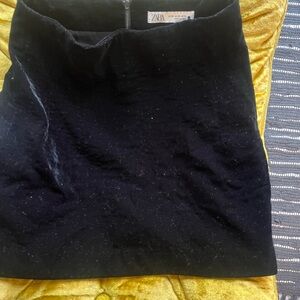 Zara Black Pencil Mini Skirt for Casual Wear
